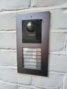 intercom1